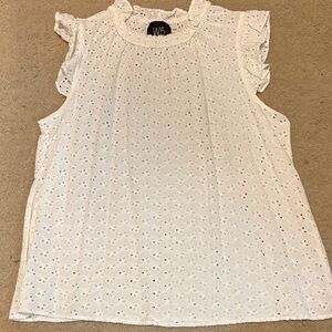 NWOT W5 White Eyelet Ruffle Sleeveless Top size Large